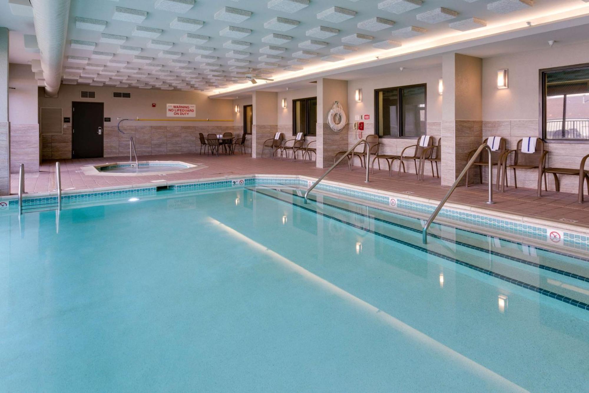 Drury Inn & Suites Overland Park Eksteriør bilde