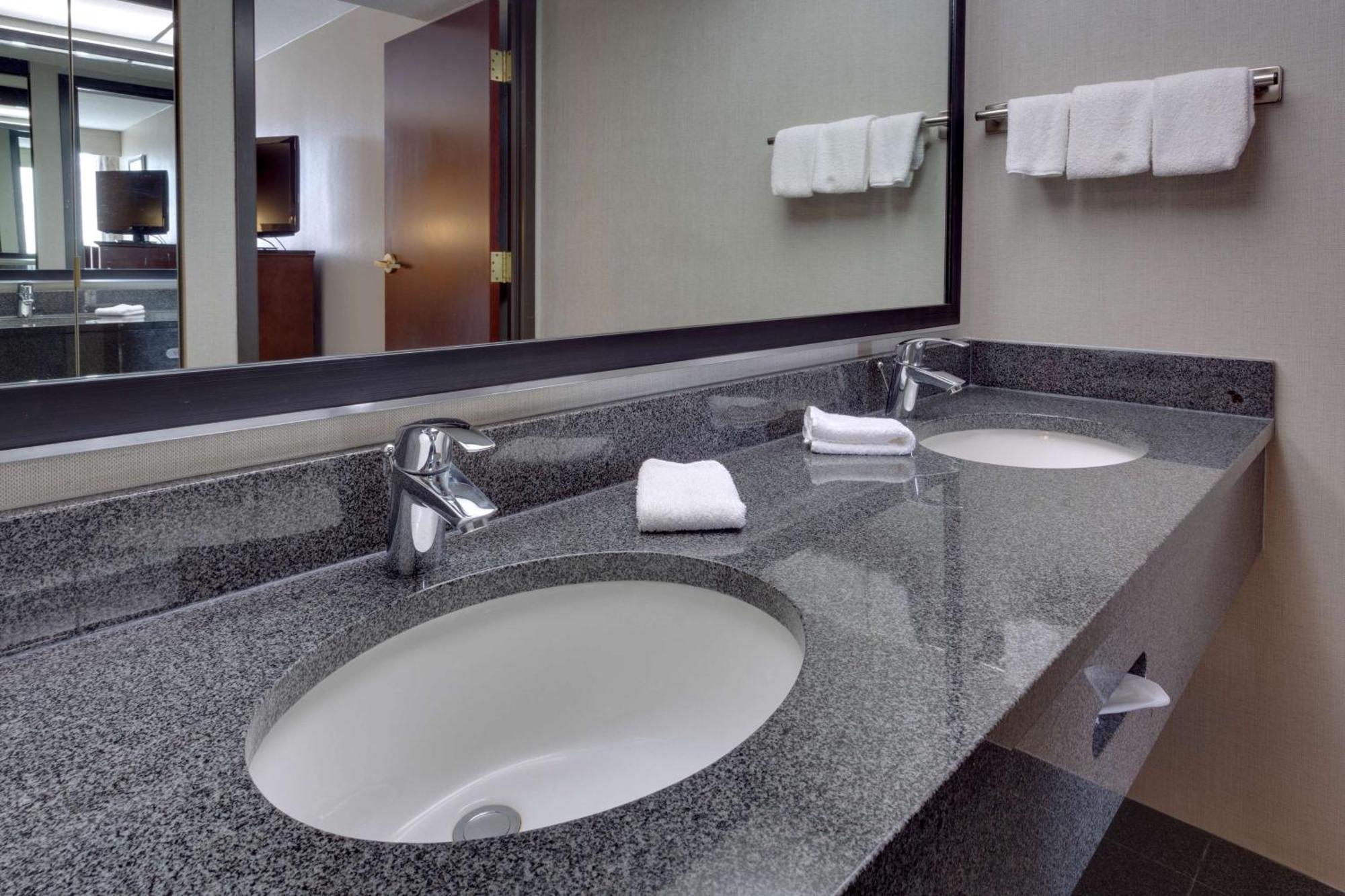 Drury Inn & Suites Overland Park Eksteriør bilde